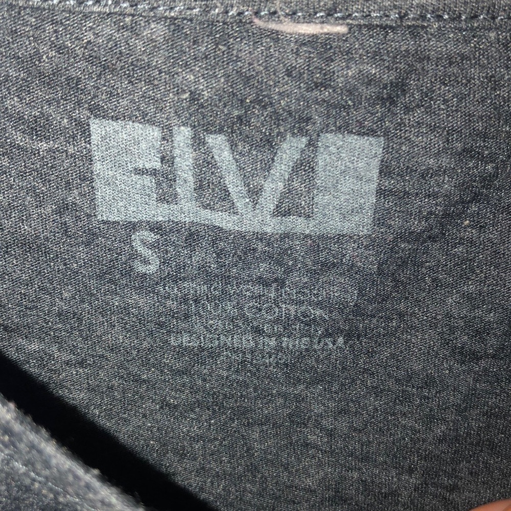 gray n blue tee - Picture 2 of 3